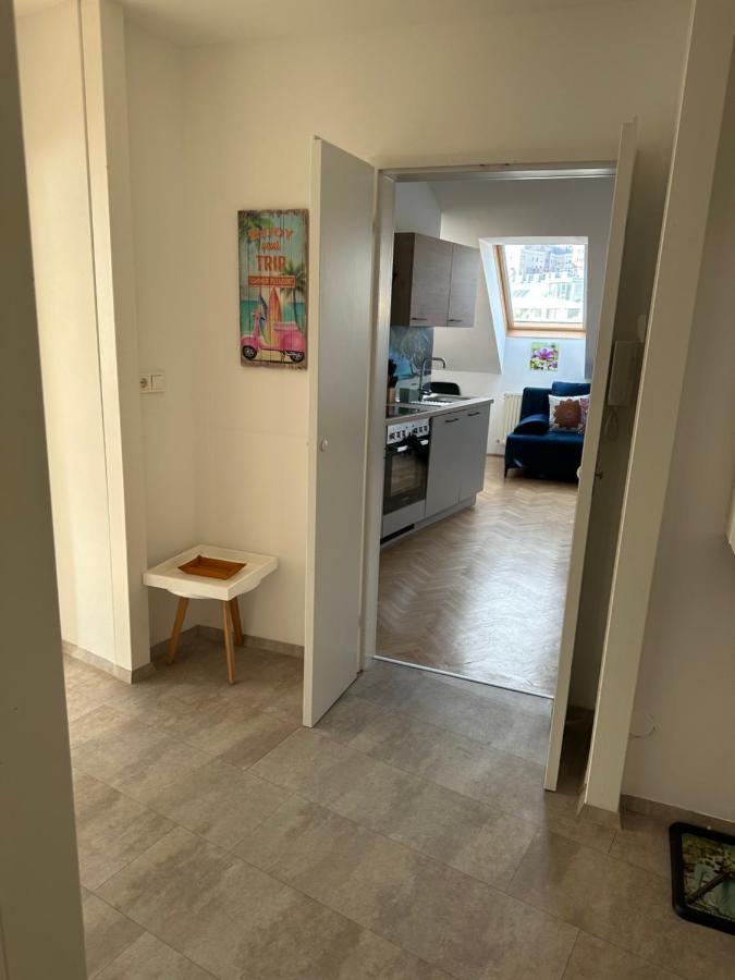 Klimatisiertes Dachgeschoss City Apartment In Zentrum Wiens Exterior photo